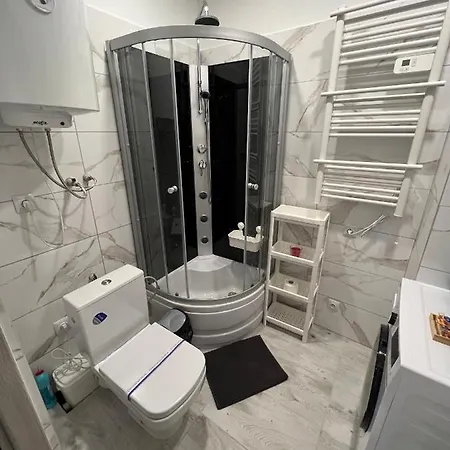 London Apartments - Free Parking Катовіце Екстер'єр фото